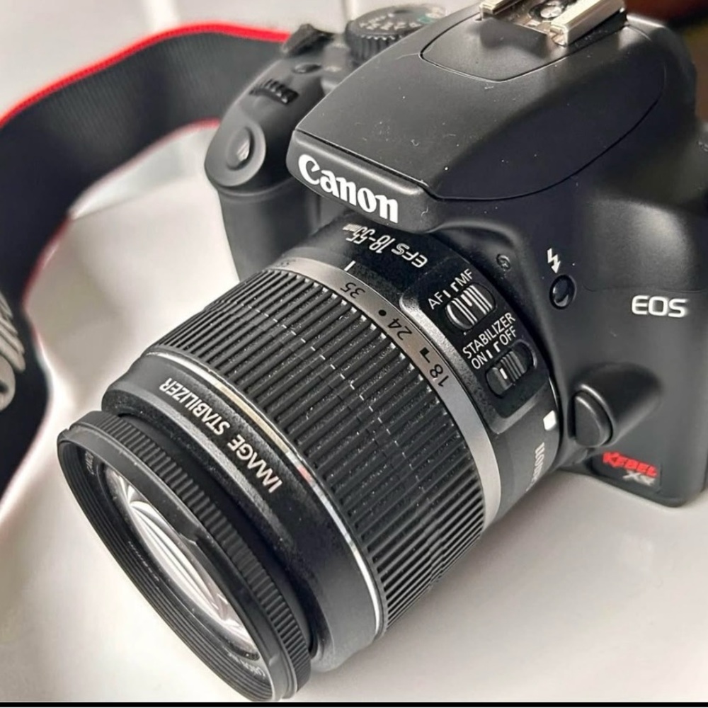 Canon EOS Rebel T5 Black DSLR Camera